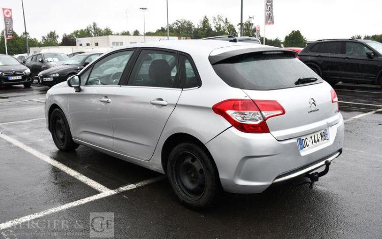 CITROEN C4 1,6 VTI 120CH CONFORT GRIS DC-144-MB