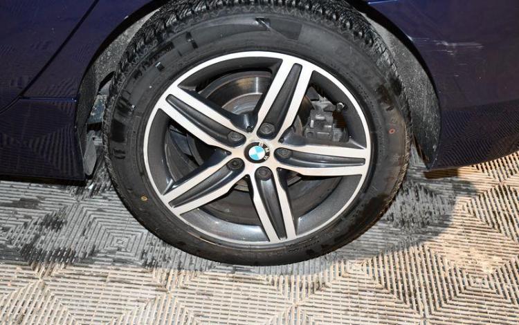 BMW SERIE 2 218dA SPORT BLEU DL-123-TM