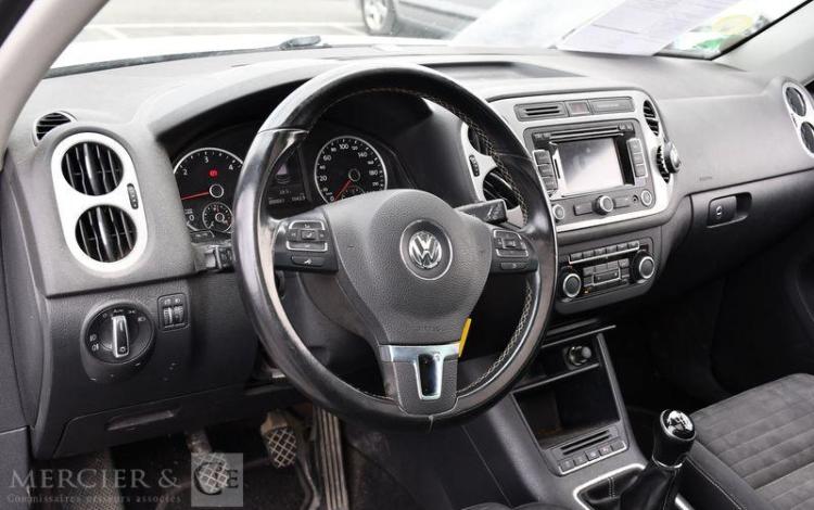 VOLKSWAGEN TIGUAN 2,0 TDI BVM CUP BLANC DN-658-CX