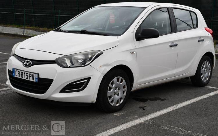 HYUNDAI I20 1,1 CRDI 75 INTUITIVE BLANC CR-815-PV