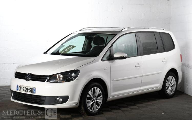 VOLKSWAGEN TOURAN 1,2 TSI 105 CONFORTLINE BLANC CV-749-SD