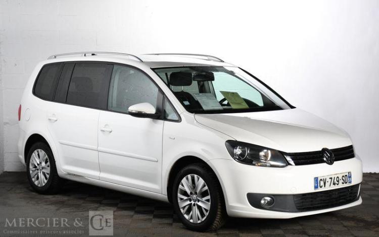 VOLKSWAGEN TOURAN 1,2 TSI 105 CONFORTLINE BLANC CV-749-SD