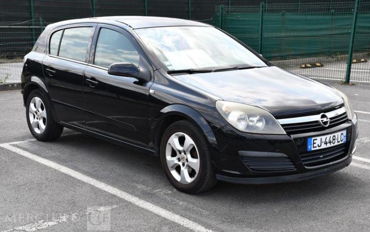 OPEL ASTRA 1,6 TWINPORT 105CH ENJOY NOIR EJ-448-LC