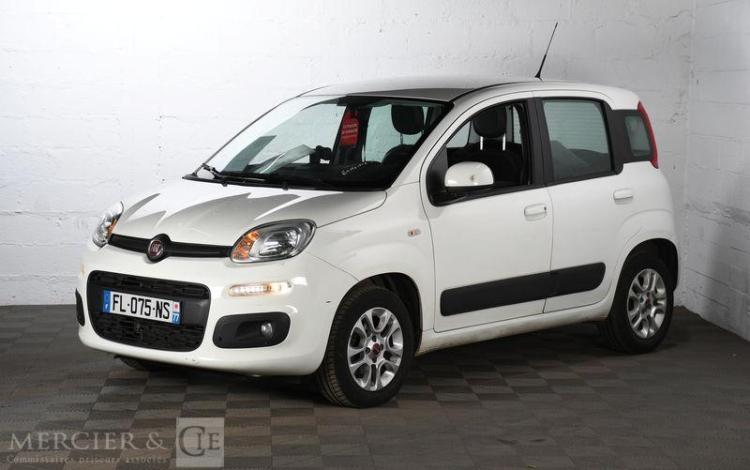 FIAT PANDA STE BLANC FL-075-NS