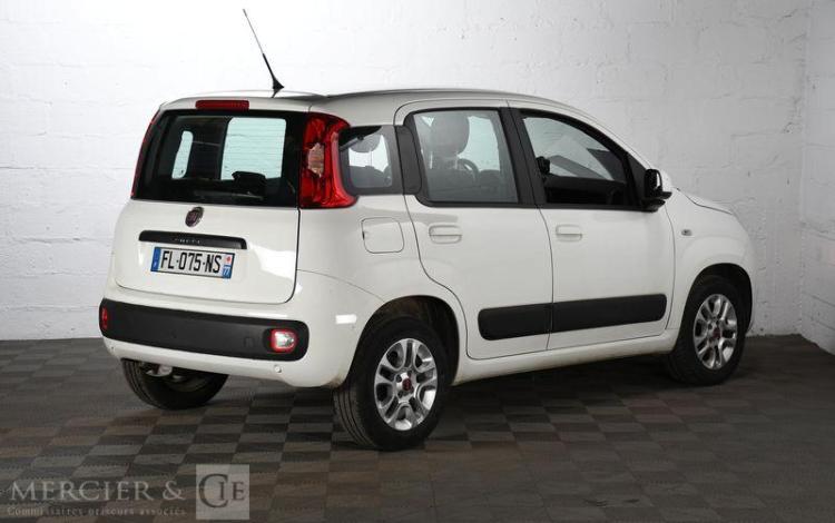 FIAT PANDA STE BLANC FL-075-NS