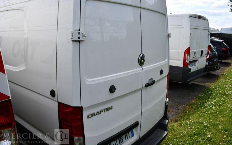 VOLKSWAGEN CRAFTER VAN BLANC FX-218-HT