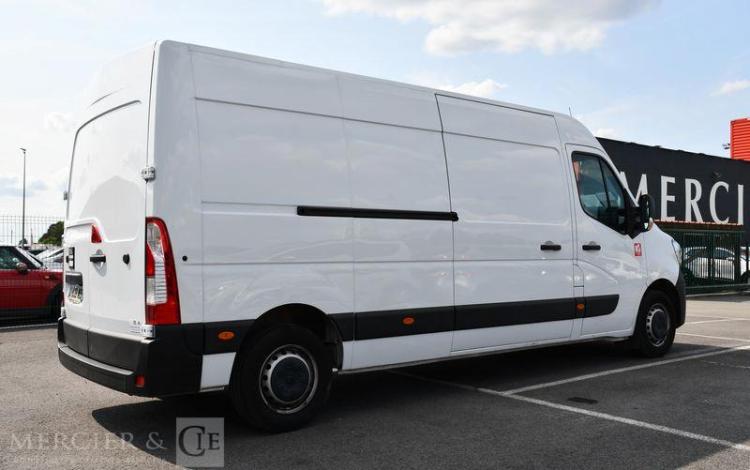 RENAULT MASTER ZE – ELECTRIQUE – 6362 KM – ANNEE 2023 BLANC GP-809-WB