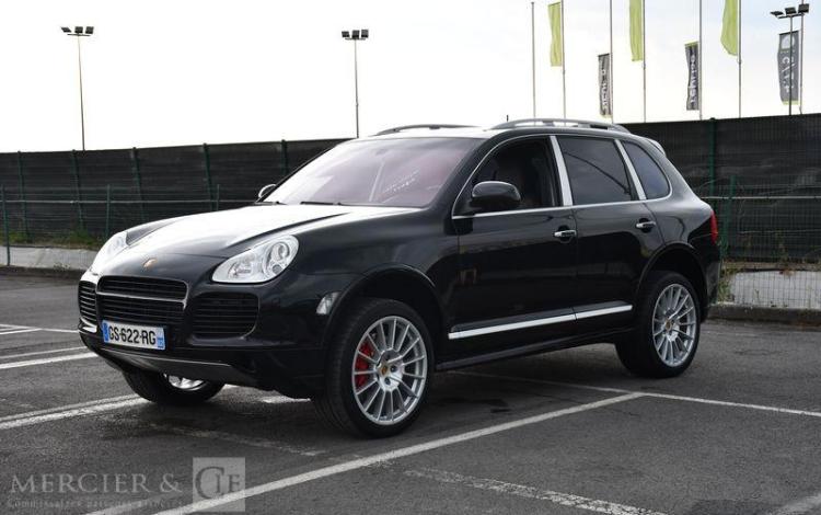 PORSCHE CAYENNE TURBO 500CH NOIR GS-622-RG