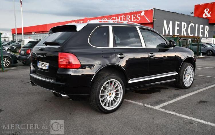 PORSCHE CAYENNE TURBO 500CH NOIR GS-622-RG