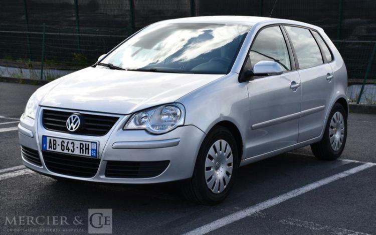 VOLKSWAGEN POLO 1,4 TDI70 GRIS AB-643-RH