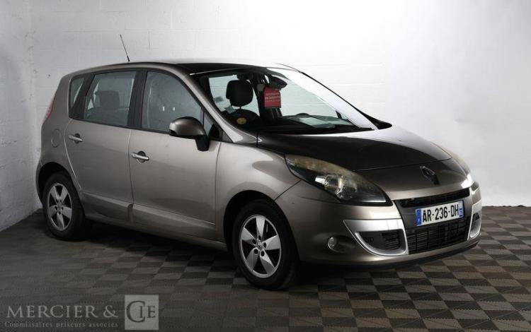 RENAULT SCENIC DCI 130 DYNAMIQUE BEIGE AR-236-DH