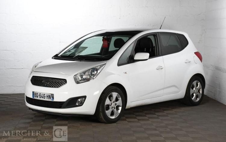 KIA VENGA 1,6 CRDI115 PREMIUM BLANC BQ-646-HN