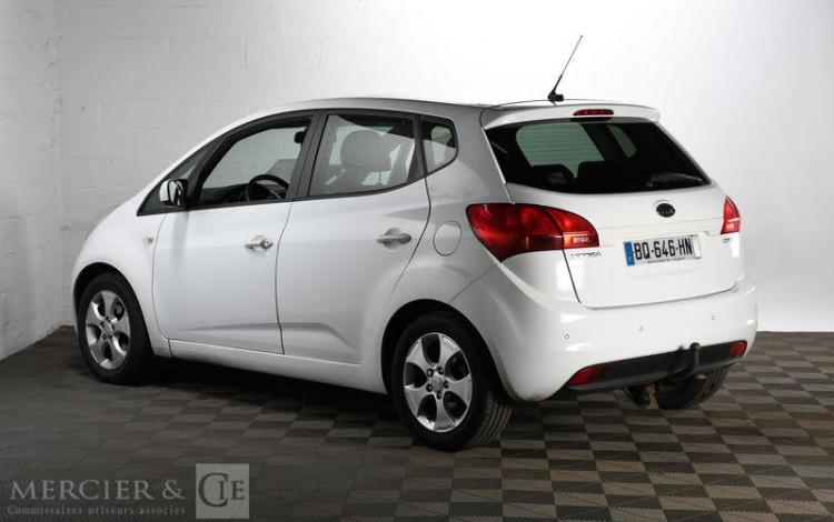 KIA VENGA 1,6 CRDI115 PREMIUM BLANC BQ-646-HN