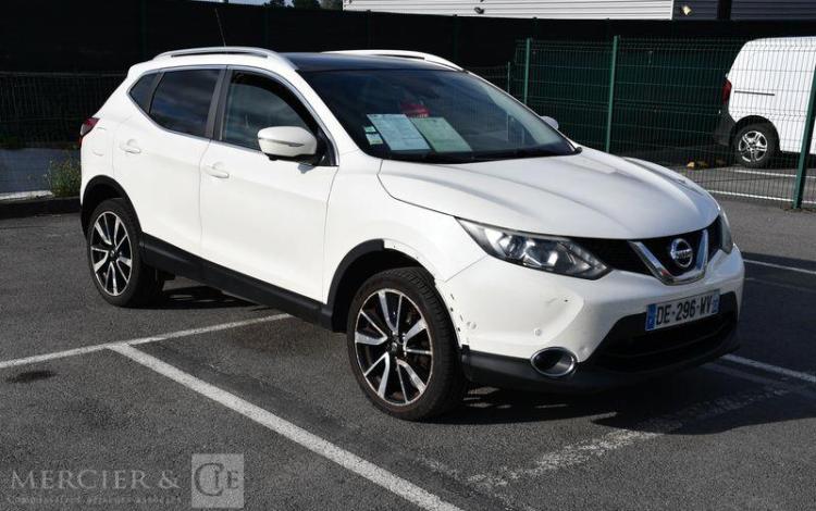 NISSAN QASQHAI 1,6 DCI 130 TEKNA 2WD BLANC DE-296-WV