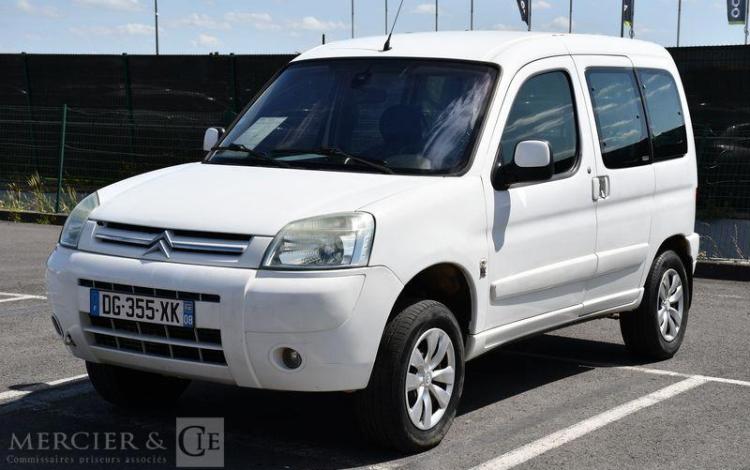 DANGEL BERLINGO BLANC DG-355-XK