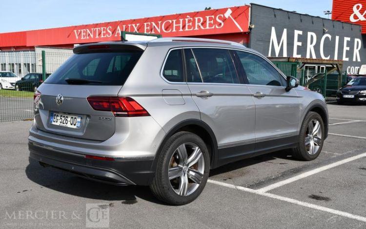 VOLKSWAGEN TIGUAN 2,0 TDI 150CH CARAT EXCLUSIVE GRIS EG-526-QQ