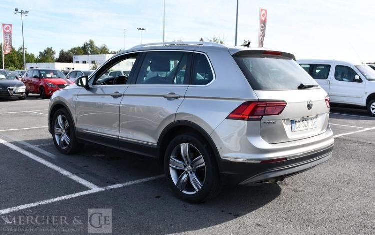 VOLKSWAGEN TIGUAN 2,0 TDI 150CH CARAT EXCLUSIVE GRIS EG-526-QQ