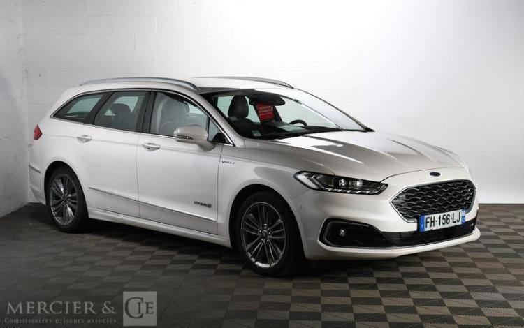 FORD MONDEO SW HYBRIDE 187 VIGNALE BVA BLANC FH-156-LJ