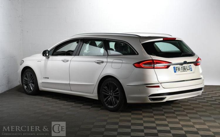 FORD MONDEO SW HYBRIDE 187 VIGNALE BVA BLANC FH-156-LJ