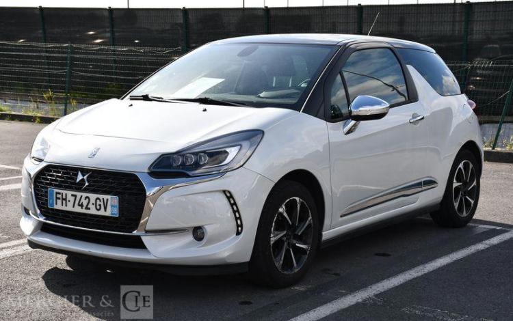 DS DS3 PURETECH 110 AUTOMATIQUE BLANC FH-742-GV