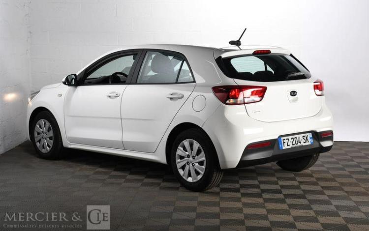 KIA RIO 1,2 MOTION BLANC FZ-204-SK