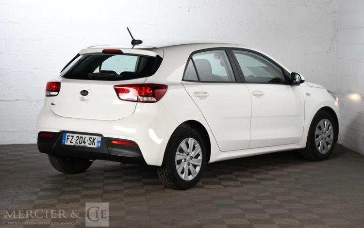 KIA RIO 1,2 MOTION BLANC FZ-204-SK