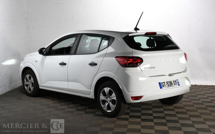 DACIA SANDERO ESSENTIAL ECO-G 100 BLANC GT-538-SY