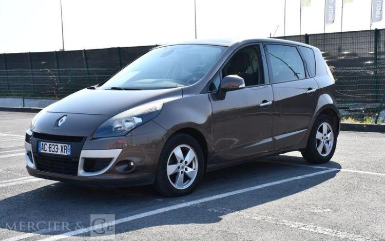 RENAULT SCENIC 1,5 DCI 105 DYNAMQUE MARRON AC-833-XR