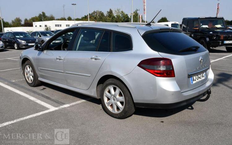 RENAULT LAGUNA III ESTATE 1.5 DCI 110CV GRIS AJ-042-AC