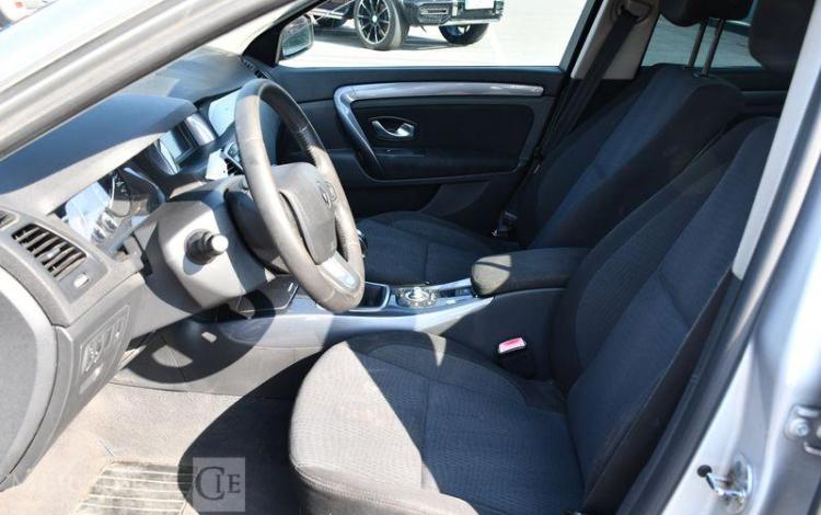 RENAULT LAGUNA III ESTATE 1.5 DCI 110CV GRIS AJ-042-AC