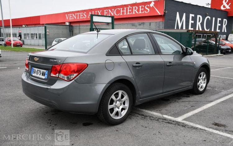 CHEVROLET CRUZE 2,0 VCDI 125 LS GRIS BA-879-MM