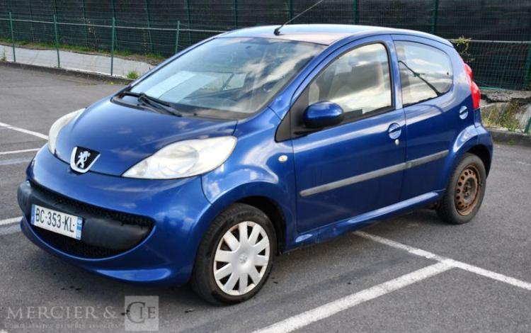 PEUGEOT 107 1,0 TRENDY BLEU BC-353-KL