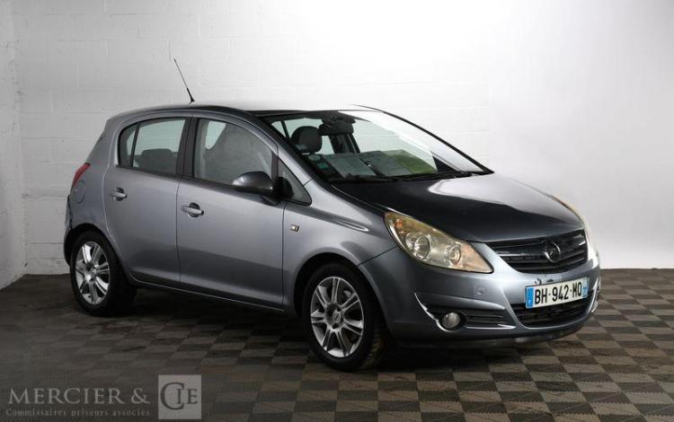 OPEL CORSA 1,3 CDTI 90CH COSMO 5P GRIS BH-942-MQ