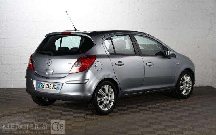 OPEL CORSA 1,3 CDTI 90CH COSMO 5P GRIS BH-942-MQ