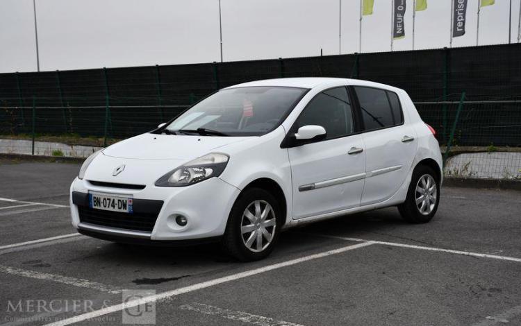 RENAULT CLIO III 1,5 DCI 75 BUSINESS BLANC BN-074-DW