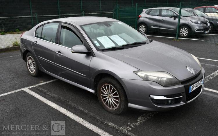 RENAULT LAGUNA BLACK EDITION DCI130 GRIS BR-240-KE