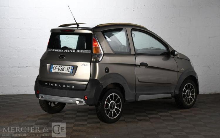 MICROCAR M-GO TQM 0.5 10 DYNAMIC PROGRESS BVA GRIS CF-036-JZ