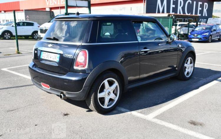 MINI COOPER 1,6 120 NOIR DD-984-JX