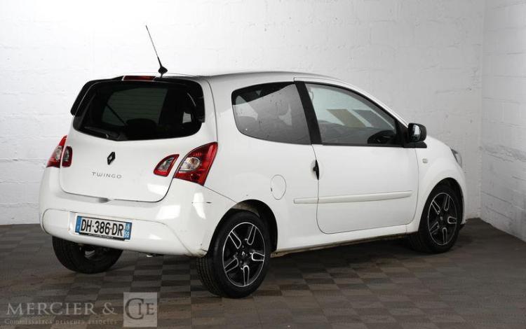 RENAULT TWINGO 1,2 LEV 75 LIMITED BLANC DH-386-DR