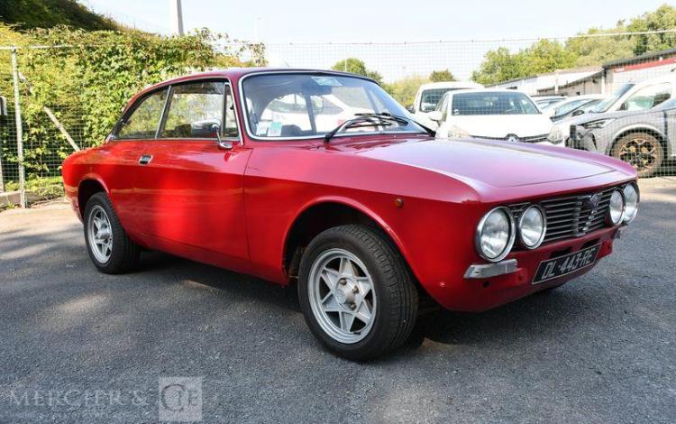 ALFA ROMEO 2000 VELOCE ROUGE DL-443-RE