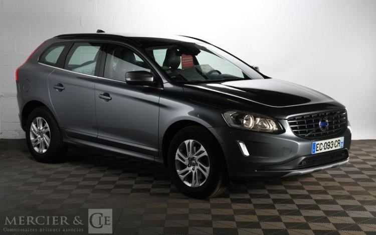 VOLVO XC60 2,0 D3 150 SUMMUM GEARTRONIC BVA GRIS EC-093-CR