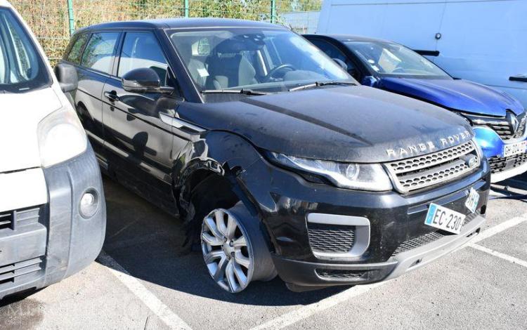 LAND-ROVER EVOQUE MARK 3 NOIR EC-230-BH