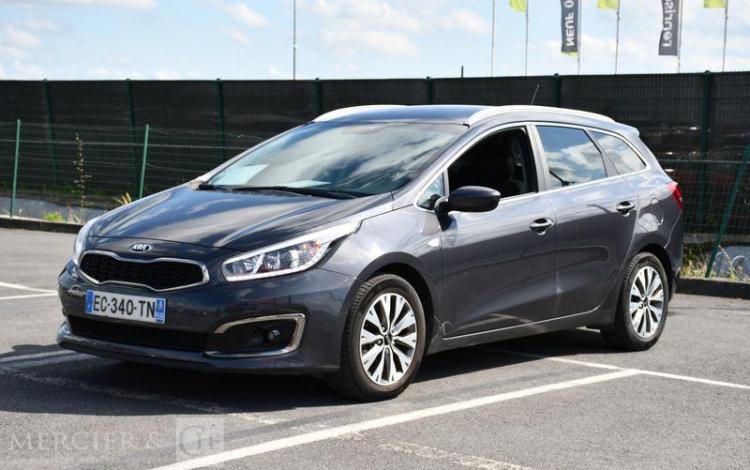 KIA CEE’D SW 1.6 CRDI 136 CV GRIS EC-340-TN