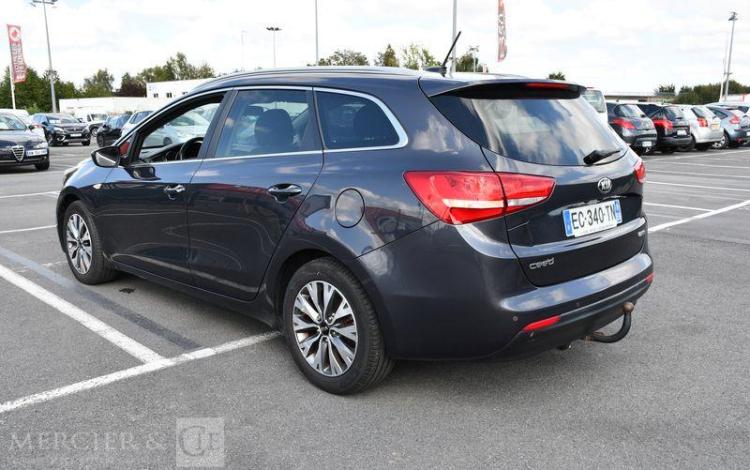 KIA CEE’D SW 1.6 CRDI 136 CV GRIS EC-340-TN