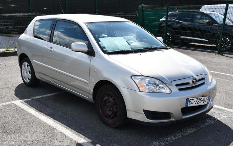 TOYOTA COROLLA 1.4 D4-D 90 CV BEIGE EC-725-QX