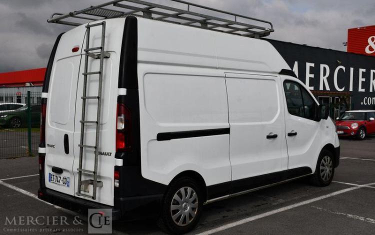 RENAULT TRAFIC 1.6 DCI 145 CV BLANC ET-747-CD