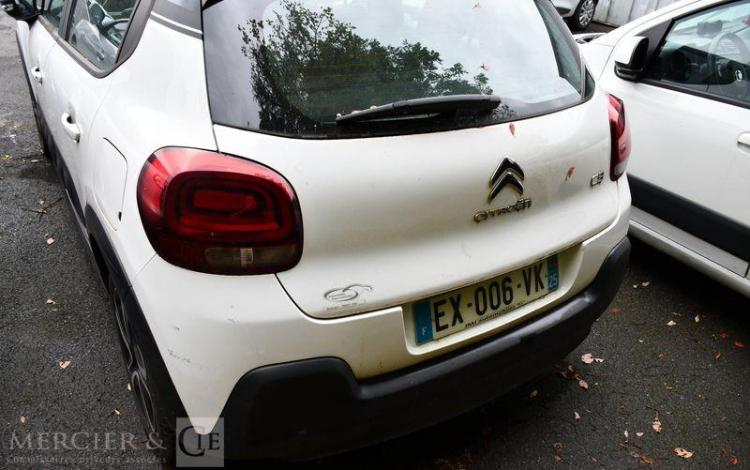 CITROEN C3 PURETECH 82 BVM FEEL BLANC EX-006-VK