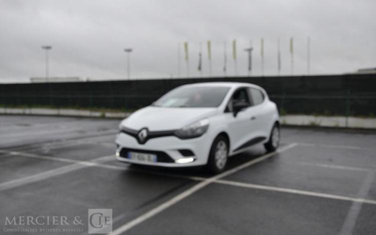 RENAULT CLIO STE AIR ENERGY DCI75 BLANC EY-624-ZL