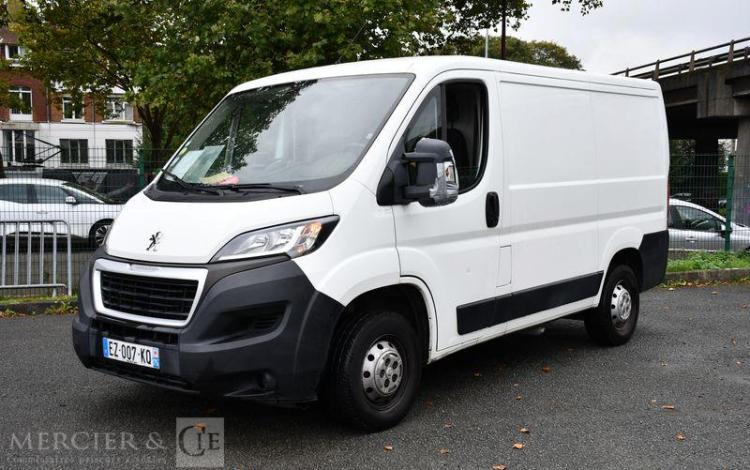 PEUGEOT BOXER 330 PREMIUM PACK BLANC EZ-007-KQ