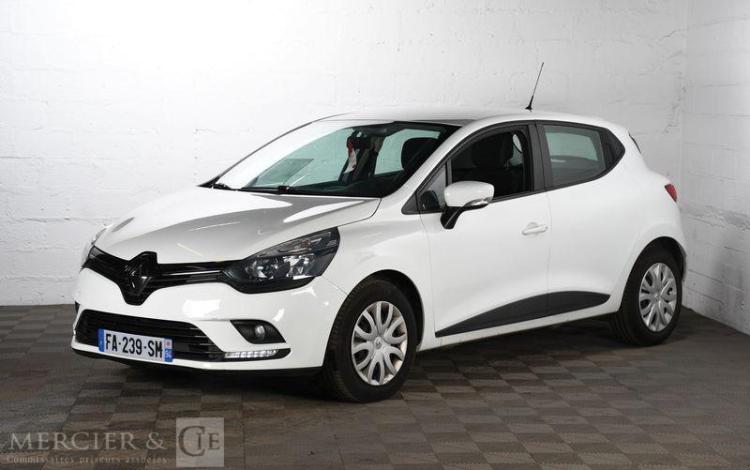 RENAULT CLIO IV 1,5 DCI 90 AIR MEDIANAV BLANC FA-239-SM